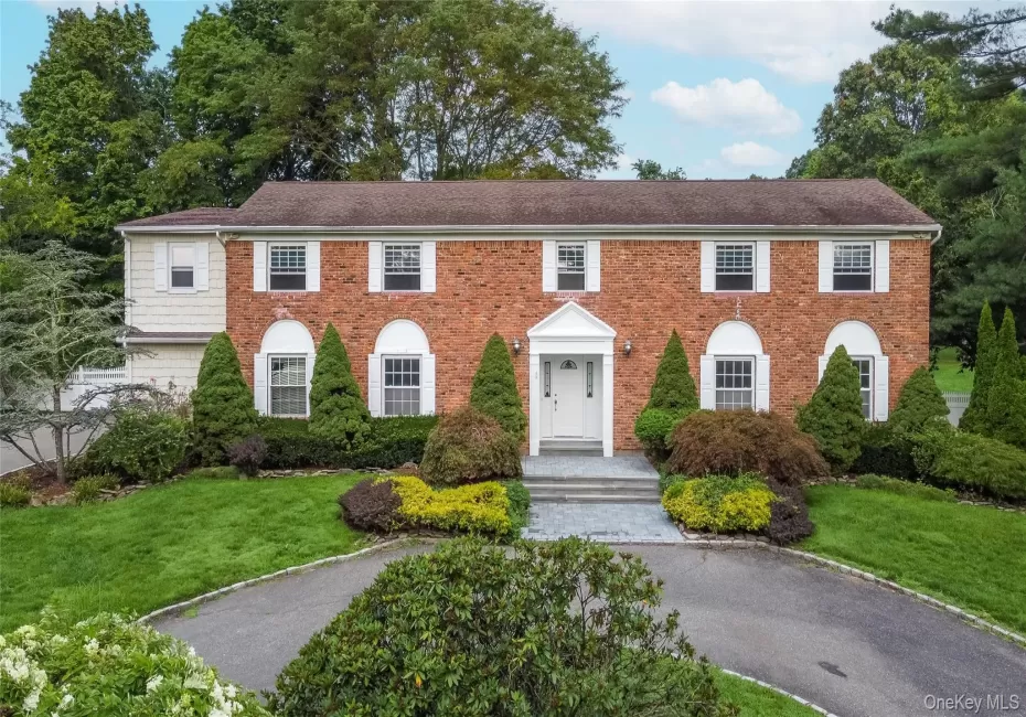 34 Lisa Court, Oyster Bay, NY, 7 Bedrooms Bedrooms, 12 Rooms Rooms,3 BathroomsBathrooms,Residential,For Rent,Lisa,0,1037686 34 Lisa Court, Oyster Bay, NY, 7 Bedrooms Bedrooms, 12 Rooms Rooms,3 BathroomsBathrooms,Residential,For Rent,Lisa,0,1037686