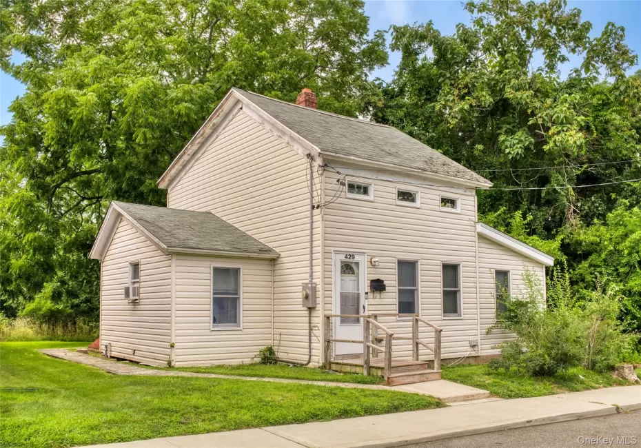 429 Kaplan Avenue, Southold, NY, 3 Bedrooms Bedrooms, 5 Rooms Rooms,2 BathroomsBathrooms,Residential,For Rent,Kaplan,0,1037952 429 Kaplan Avenue, Southold, NY, 3 Bedrooms Bedrooms, 5 Rooms Rooms,2 BathroomsBathrooms,Residential,For Rent,Kaplan,0,1037952