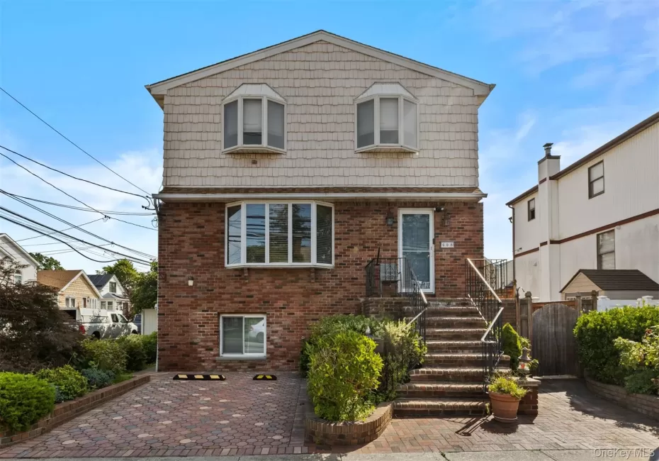 498 Cedarhurst Avenue, Hempstead, NY, 4 Bedrooms Bedrooms, 8 Rooms Rooms,2 BathroomsBathrooms,Residential,For Rent,Cedarhurst,0,1038258 498 Cedarhurst Avenue, Hempstead, NY, 4 Bedrooms Bedrooms, 8 Rooms Rooms,2 BathroomsBathrooms,Residential,For Rent,Cedarhurst,0,1038258
