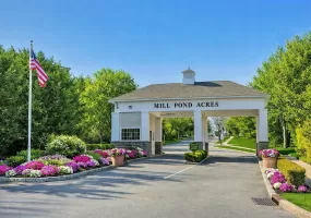 74 Miro Place, North Hempstead, NY, 2 Bedrooms Bedrooms, 5 Rooms Rooms,2 BathroomsBathrooms,Residential,For Rent,Miro,0,1038165 74 Miro Place, North Hempstead, NY, 2 Bedrooms Bedrooms, 5 Rooms Rooms,2 BathroomsBathrooms,Residential,For Rent,Miro,0,1038165