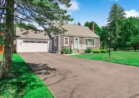 49 Regent Street, Brookhaven, NY, 3 Bedrooms Bedrooms, 8 Rooms Rooms,1 BathroomBathrooms,Residential,For Rent,Regent,0,1038098 49 Regent Street, Brookhaven, NY, 3 Bedrooms Bedrooms, 8 Rooms Rooms,1 BathroomBathrooms,Residential,For Rent,Regent,0,1038098