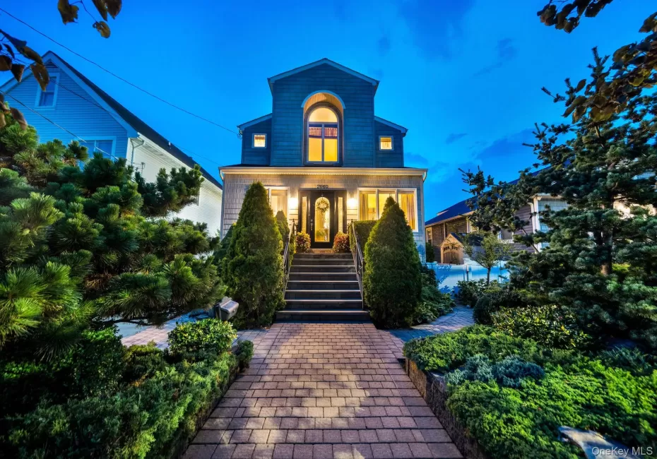 2660 Riverside Drive, Hempstead, NY, 3 Bedrooms Bedrooms, 6 Rooms Rooms,2 BathroomsBathrooms,Residential,For Rent,Riverside,0,1037911 2660 Riverside Drive, Hempstead, NY, 3 Bedrooms Bedrooms, 6 Rooms Rooms,2 BathroomsBathrooms,Residential,For Rent,Riverside,0,1037911