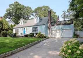 40 Plymouth Drive, Oyster Bay, NY, 3 Bedrooms Bedrooms, 7 Rooms Rooms,2 BathroomsBathrooms,Residential,For Rent,Plymouth,0,1038251 40 Plymouth Drive, Oyster Bay, NY, 3 Bedrooms Bedrooms, 7 Rooms Rooms,2 BathroomsBathrooms,Residential,For Rent,Plymouth,0,1038251