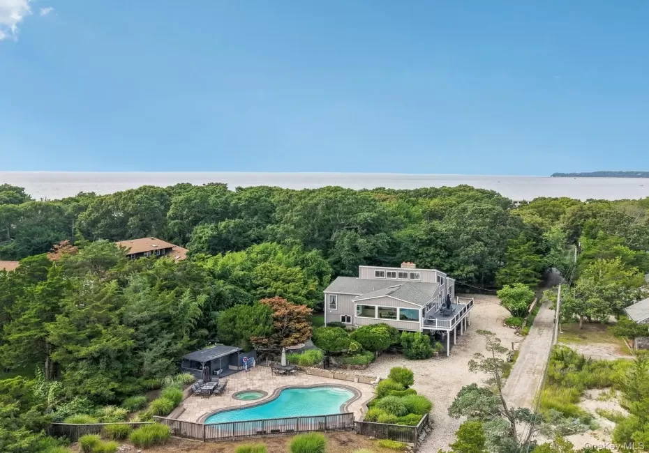 588 E. Long Beach Road, Smithtown, NY, 4 Bedrooms Bedrooms, 9 Rooms Rooms,3 BathroomsBathrooms,Residential,For Rent,E. Long Beach,0,1038256 588 E. Long Beach Road, Smithtown, NY, 4 Bedrooms Bedrooms, 9 Rooms Rooms,3 BathroomsBathrooms,Residential,For Rent,E. Long Beach,0,1038256