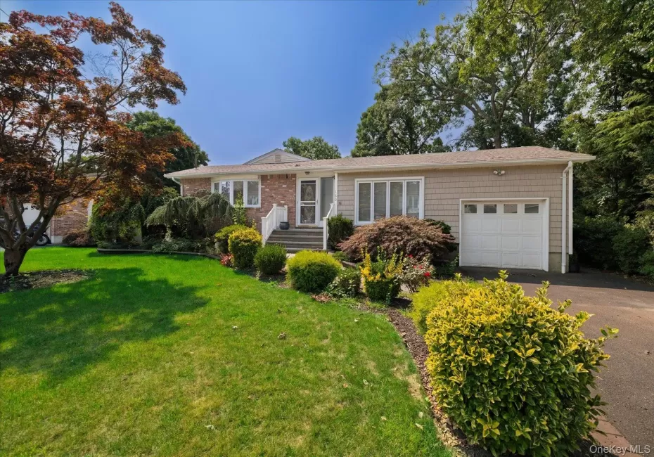 180 Boston Avenue, Oyster Bay, NY, 4 Bedrooms Bedrooms, 7 Rooms Rooms,3 BathroomsBathrooms,Residential Lease,For Rent,Boston,0,1038288 180 Boston Avenue, Oyster Bay, NY, 4 Bedrooms Bedrooms, 7 Rooms Rooms,3 BathroomsBathrooms,Residential Lease,For Rent,Boston,0,1038288