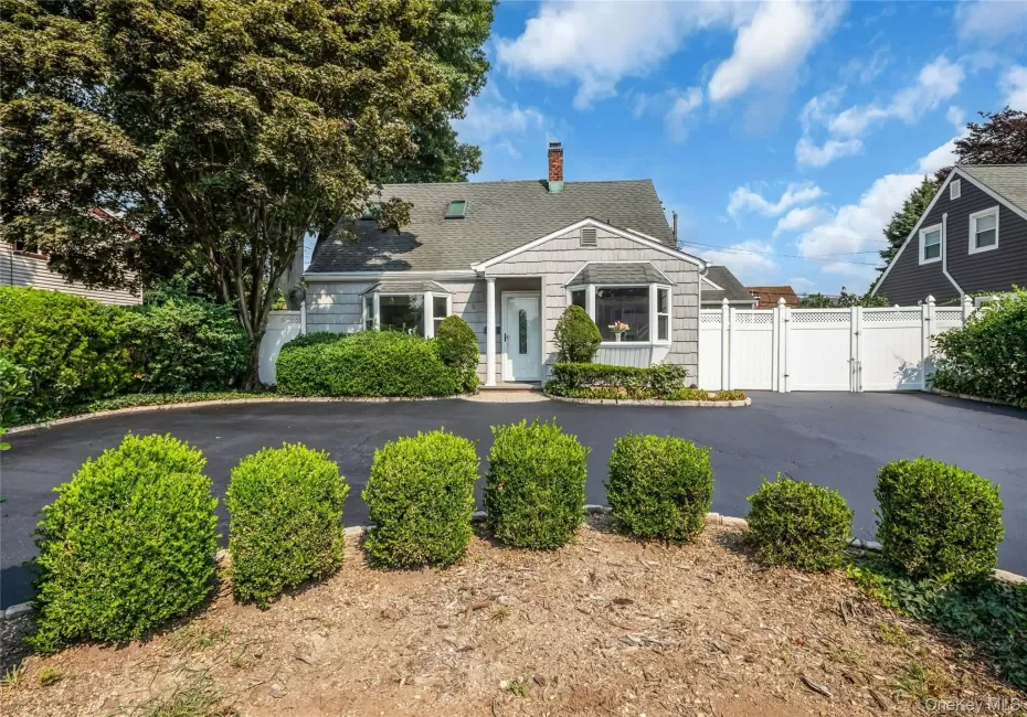 9 Academy Lane, Hempstead, NY, 3 Bedrooms Bedrooms, 6 Rooms Rooms,1 BathroomBathrooms,Residential,For Rent,Academy,0,1038418 9 Academy Lane, Hempstead, NY, 3 Bedrooms Bedrooms, 6 Rooms Rooms,1 BathroomBathrooms,Residential,For Rent,Academy,0,1038418