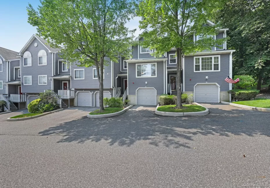 25 Skyline Terrace, Clarkstown, NY, 2 Bedrooms Bedrooms, 8 Rooms Rooms,2 BathroomsBathrooms,Residential,For Rent,Skyline,0,1038461 25 Skyline Terrace, Clarkstown, NY, 2 Bedrooms Bedrooms, 8 Rooms Rooms,2 BathroomsBathrooms,Residential,For Rent,Skyline,0,1038461