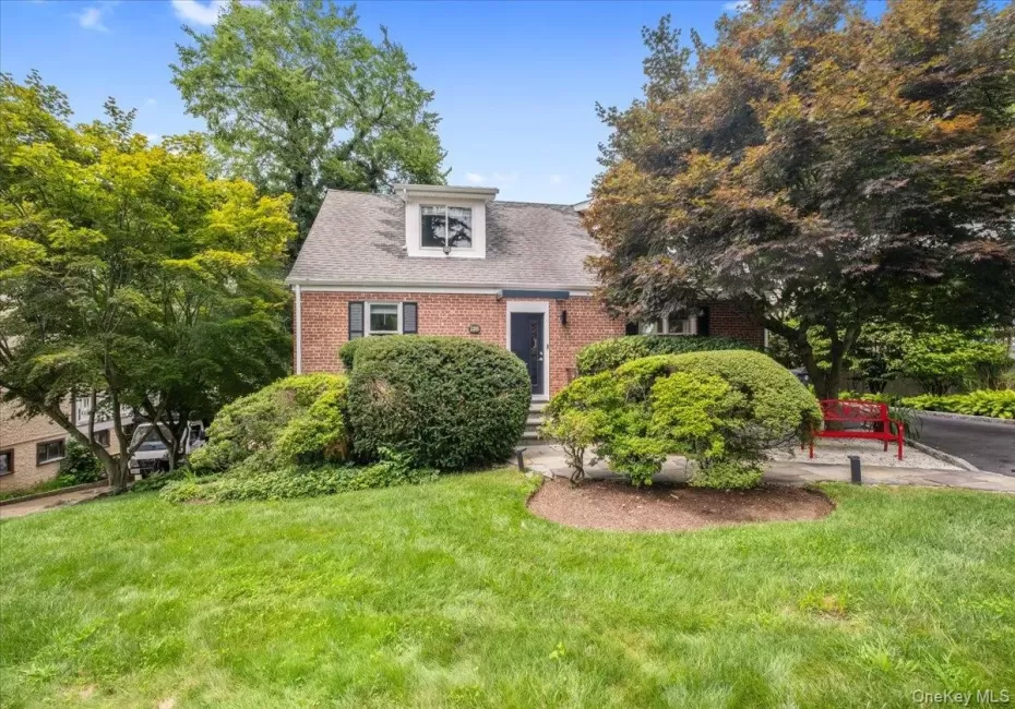 128 Glendale Road, Greenburgh, NY, 4 Bedrooms Bedrooms, 9 Rooms Rooms,4 BathroomsBathrooms,Residential Lease,For Rent,Glendale,0,1037589 128 Glendale Road, Greenburgh, NY, 4 Bedrooms Bedrooms, 9 Rooms Rooms,4 BathroomsBathrooms,Residential Lease,For Rent,Glendale,0,1037589