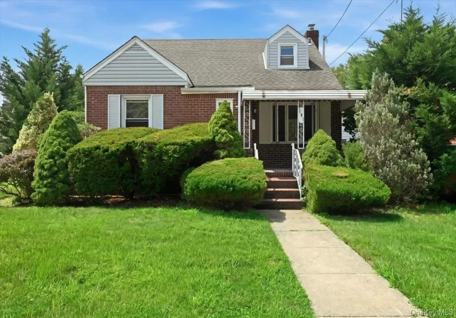 191 Nassau Boulevard, North Hempstead, NY, 3 Bedrooms Bedrooms, 7 Rooms Rooms,2 BathroomsBathrooms,Residential,For Rent,Nassau,0,1037871 191 Nassau Boulevard, North Hempstead, NY, 3 Bedrooms Bedrooms, 7 Rooms Rooms,2 BathroomsBathrooms,Residential,For Rent,Nassau,0,1037871