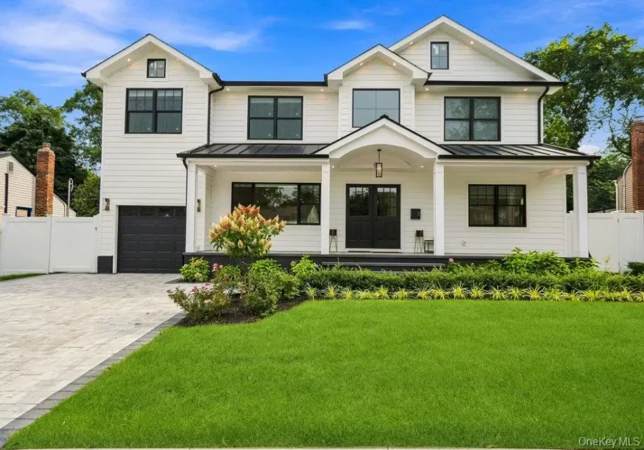 8 Allison Drive, Oyster Bay, NY, 5 Bedrooms Bedrooms, 9 Rooms Rooms,5 BathroomsBathrooms,Residential,For Rent,Allison,0,1036664 8 Allison Drive, Oyster Bay, NY, 5 Bedrooms Bedrooms, 9 Rooms Rooms,5 BathroomsBathrooms,Residential,For Rent,Allison,0,1036664