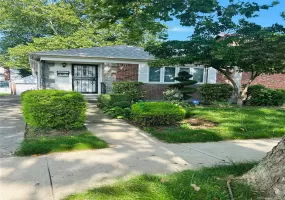 6515 180th Street, New York, NY, 3 Bedrooms Bedrooms, 7 Rooms Rooms,2 BathroomsBathrooms,Residential,For Rent,180th,0,1037072 6515 180th Street, New York, NY, 3 Bedrooms Bedrooms, 7 Rooms Rooms,2 BathroomsBathrooms,Residential,For Rent,180th,0,1037072