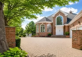 63 Charney Court, North Hempstead, NY, 4 Bedrooms Bedrooms, 10 Rooms Rooms,4 BathroomsBathrooms,Residential,For Rent,Charney,0,1038383 63 Charney Court, North Hempstead, NY, 4 Bedrooms Bedrooms, 10 Rooms Rooms,4 BathroomsBathrooms,Residential,For Rent,Charney,0,1038383