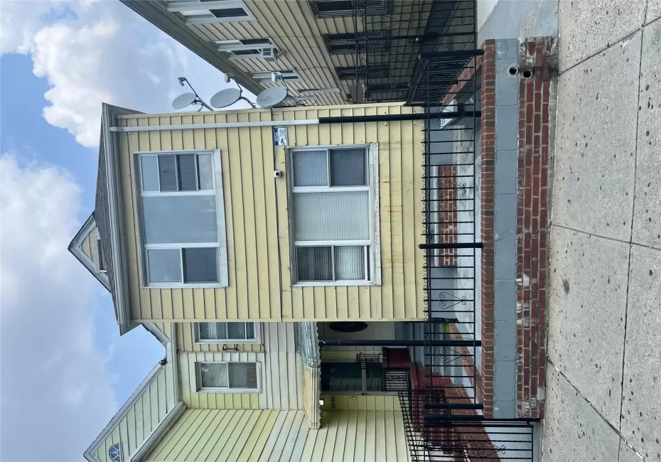 37-55 93rd Street, New York, NY, 10 Bedrooms Bedrooms, 16 Rooms Rooms,3 BathroomsBathrooms,Residential,For Rent,93rd Street,0,1038585 37-55 93rd Street, New York, NY, 10 Bedrooms Bedrooms, 16 Rooms Rooms,3 BathroomsBathrooms,Residential,For Rent,93rd Street,0,1038585