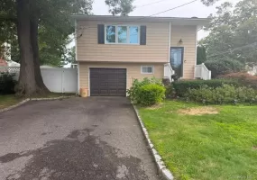 24 California Avenue, Islip, NY, 5 Bedrooms Bedrooms, 10 Rooms Rooms,2 BathroomsBathrooms,Residential Lease,For Rent,California,0,1037905 24 California Avenue, Islip, NY, 5 Bedrooms Bedrooms, 10 Rooms Rooms,2 BathroomsBathrooms,Residential Lease,For Rent,California,0,1037905