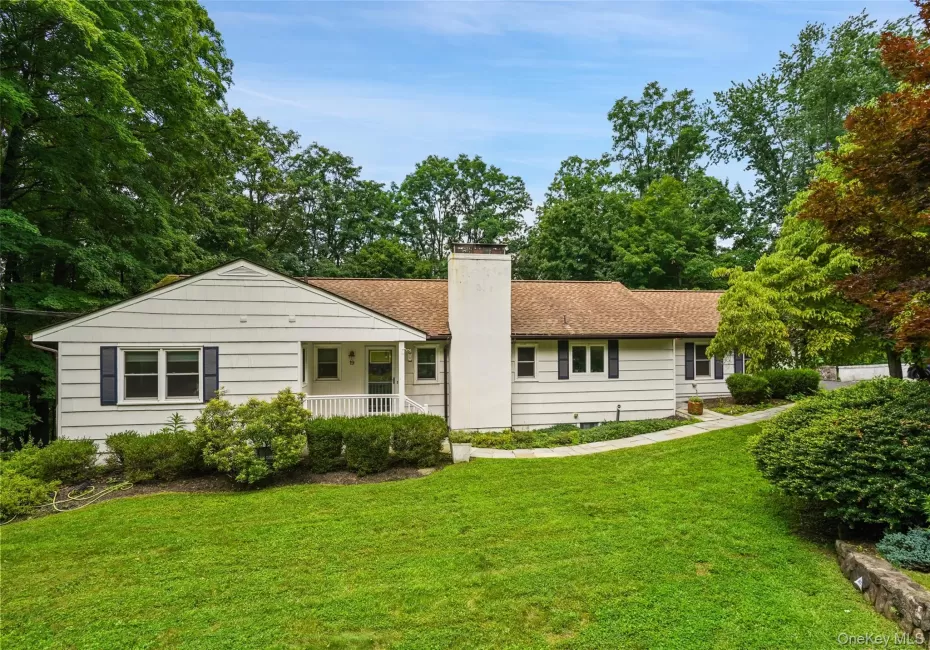 19 Skyview Drive, North Castle, NY, 3 Bedrooms Bedrooms, 8 Rooms Rooms,3 BathroomsBathrooms,Residential Lease,For Rent,Skyview,0,1038588 19 Skyview Drive, North Castle, NY, 3 Bedrooms Bedrooms, 8 Rooms Rooms,3 BathroomsBathrooms,Residential Lease,For Rent,Skyview,0,1038588
