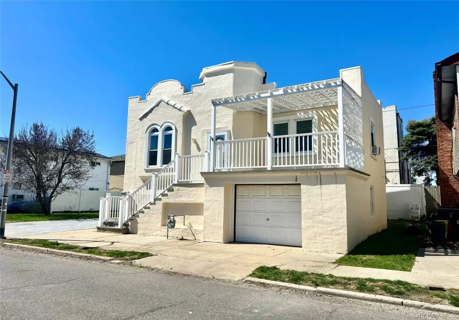 105 Mitchell Avenue, Long Beach, NY, 3 Bedrooms Bedrooms, 6 Rooms Rooms,2 BathroomsBathrooms,Residential Lease,For Rent,Mitchell,0,1038565 105 Mitchell Avenue, Long Beach, NY, 3 Bedrooms Bedrooms, 6 Rooms Rooms,2 BathroomsBathrooms,Residential Lease,For Rent,Mitchell,0,1038565