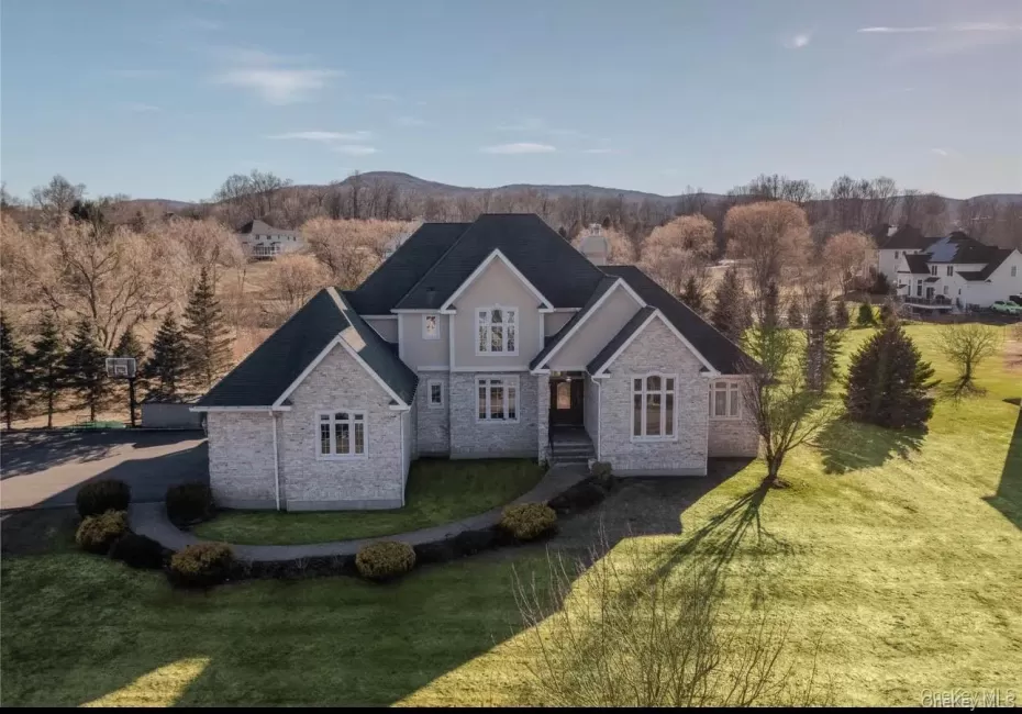 56 Autumn Chase Drive, East Fishkill, NY, 4 Bedrooms Bedrooms, 15 Rooms Rooms,4 BathroomsBathrooms,Residential,For Rent,Autumn Chase,0,1038215 56 Autumn Chase Drive, East Fishkill, NY, 4 Bedrooms Bedrooms, 15 Rooms Rooms,4 BathroomsBathrooms,Residential,For Rent,Autumn Chase,0,1038215