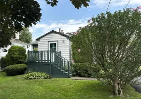 17 Sheridan Avenue, Ramapo, NY, 3 Bedrooms Bedrooms, 8 Rooms Rooms,2 BathroomsBathrooms,Residential,For Rent,Sheridan,0,1036693 17 Sheridan Avenue, Ramapo, NY, 3 Bedrooms Bedrooms, 8 Rooms Rooms,2 BathroomsBathrooms,Residential,For Rent,Sheridan,0,1036693