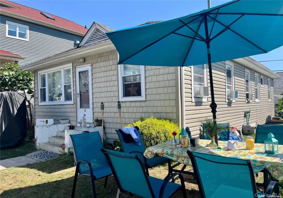 6 December Walk, Long Beach, NY, 3 Bedrooms Bedrooms, 6 Rooms Rooms,1 BathroomBathrooms,Residential Lease,For Rent,December,0,1038859 6 December Walk, Long Beach, NY, 3 Bedrooms Bedrooms, 6 Rooms Rooms,1 BathroomBathrooms,Residential Lease,For Rent,December,0,1038859
