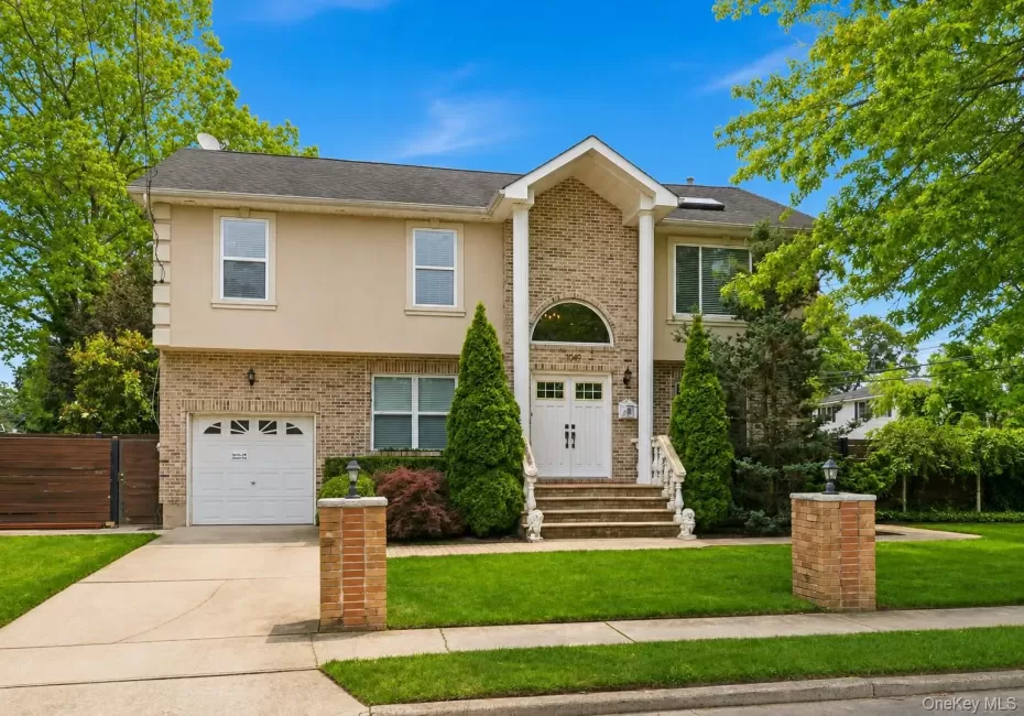 1049 Owasco Road, Hempstead, NY, 5 Bedrooms Bedrooms, 9 Rooms Rooms,4 BathroomsBathrooms,Residential Lease,For Rent,Owasco,0,1038536 1049 Owasco Road, Hempstead, NY, 5 Bedrooms Bedrooms, 9 Rooms Rooms,4 BathroomsBathrooms,Residential Lease,For Rent,Owasco,0,1038536
