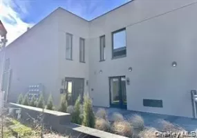 362 MERRICK Road, Hempstead, NY, 1 Bedroom Bedrooms, 3 Rooms Rooms,1 BathroomBathrooms,Residential Lease,For Rent,MERRICK,0,1038772 362 MERRICK Road, Hempstead, NY, 1 Bedroom Bedrooms, 3 Rooms Rooms,1 BathroomBathrooms,Residential Lease,For Rent,MERRICK,0,1038772