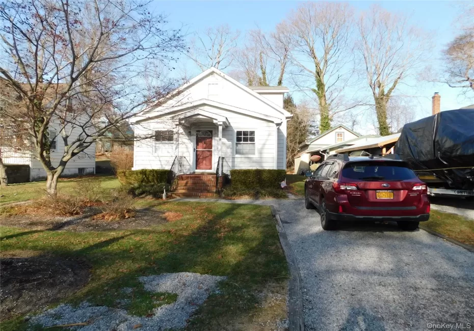 80 Cedar Road, Riverhead, NY, 3 Bedrooms Bedrooms, 6 Rooms Rooms,2 BathroomsBathrooms,Residential,For Rent,Cedar,0,1033537 80 Cedar Road, Riverhead, NY, 3 Bedrooms Bedrooms, 6 Rooms Rooms,2 BathroomsBathrooms,Residential,For Rent,Cedar,0,1033537