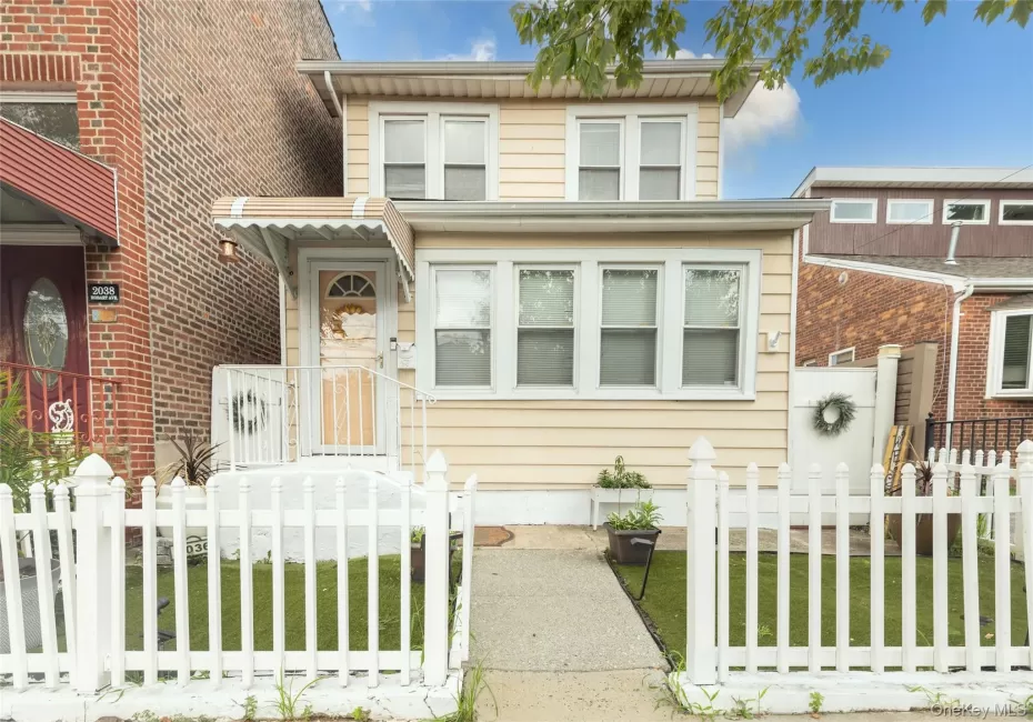 2036 Hobart Avenue, New York, NY, 2 Bedrooms Bedrooms, 5 Rooms Rooms,1 BathroomBathrooms,Residential,For Rent,Hobart,0,1030200 2036 Hobart Avenue, New York, NY, 2 Bedrooms Bedrooms, 5 Rooms Rooms,1 BathroomBathrooms,Residential,For Rent,Hobart,0,1030200
