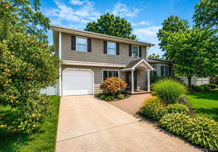 41 Chelsea Place, Babylon, NY, 5 Bedrooms Bedrooms, 14 Rooms Rooms,3 BathroomsBathrooms,Residential,For Rent,Chelsea,0,1038360 41 Chelsea Place, Babylon, NY, 5 Bedrooms Bedrooms, 14 Rooms Rooms,3 BathroomsBathrooms,Residential,For Rent,Chelsea,0,1038360