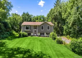 3 Jaycox Lane, East Fishkill, NY, 3 Bedrooms Bedrooms, 6 Rooms Rooms,1 BathroomBathrooms,Residential,For Rent,Jaycox,0,1038684 3 Jaycox Lane, East Fishkill, NY, 3 Bedrooms Bedrooms, 6 Rooms Rooms,1 BathroomBathrooms,Residential,For Rent,Jaycox,0,1038684
