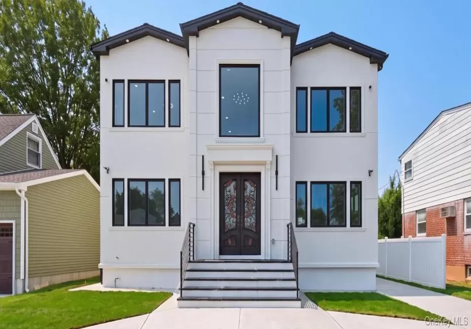 387 Sherbourne Road, Hempstead, NY, 5 Bedrooms Bedrooms, 8 Rooms Rooms,6 BathroomsBathrooms,Residential,For Rent,Sherbourne,0,1038473 387 Sherbourne Road, Hempstead, NY, 5 Bedrooms Bedrooms, 8 Rooms Rooms,6 BathroomsBathrooms,Residential,For Rent,Sherbourne,0,1038473