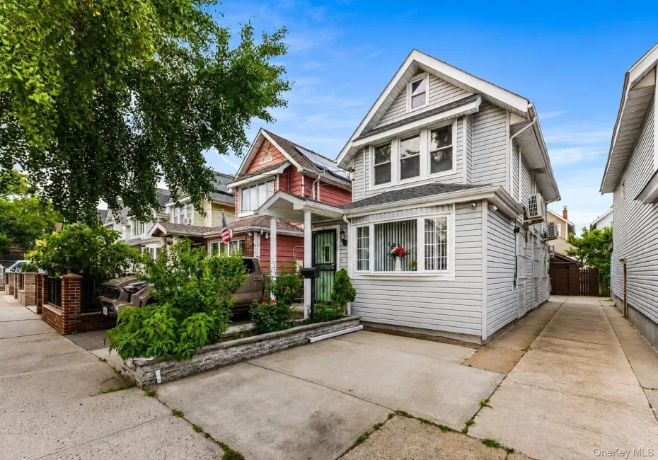 114-33A 121st Street, New York, NY, 3 Bedrooms Bedrooms, 10 Rooms Rooms,3 BathroomsBathrooms,Residential,For Rent,121st,0,1038669 114-33A 121st Street, New York, NY, 3 Bedrooms Bedrooms, 10 Rooms Rooms,3 BathroomsBathrooms,Residential,For Rent,121st,0,1038669