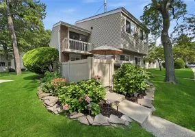 215 Springmeadow Drive, Islip, NY, 3 Bedrooms Bedrooms, 5 Rooms Rooms,1 BathroomBathrooms,Residential,For Rent,Springmeadow,0,1036745 215 Springmeadow Drive, Islip, NY, 3 Bedrooms Bedrooms, 5 Rooms Rooms,1 BathroomBathrooms,Residential,For Rent,Springmeadow,0,1036745