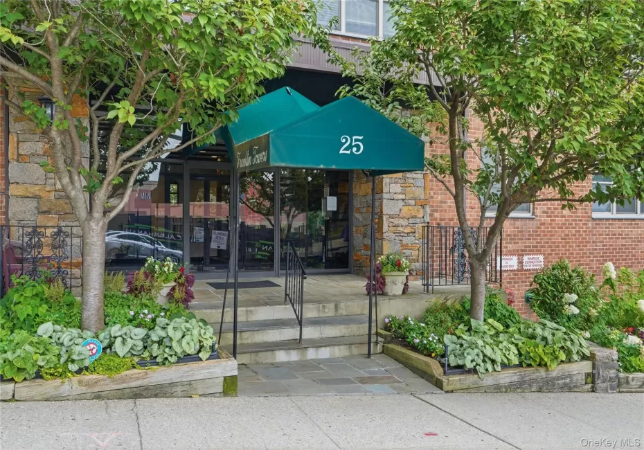 25 Franklin Avenue, White Plains, NY, 1 Bedroom Bedrooms, 3 Rooms Rooms,1 BathroomBathrooms,Residential,For Rent,Franklin,0,1038535 25 Franklin Avenue, White Plains, NY, 1 Bedroom Bedrooms, 3 Rooms Rooms,1 BathroomBathrooms,Residential,For Rent,Franklin,0,1038535