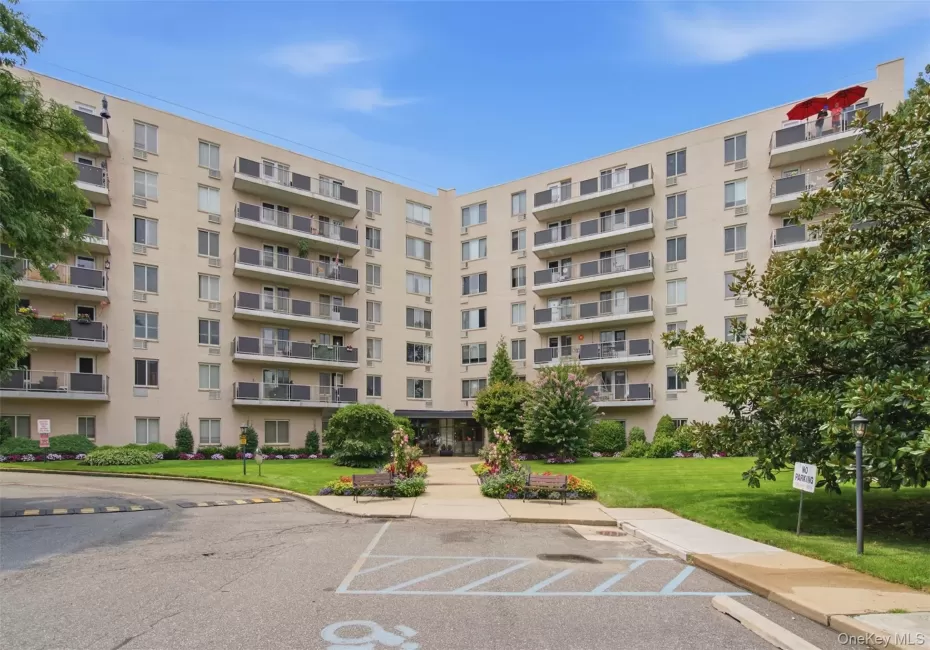 135 Post Avenue, North Hempstead, NY, 1 Bedroom Bedrooms, 4 Rooms Rooms,1 BathroomBathrooms,Residential,For Rent,Post,0,1038701 135 Post Avenue, North Hempstead, NY, 1 Bedroom Bedrooms, 4 Rooms Rooms,1 BathroomBathrooms,Residential,For Rent,Post,0,1038701