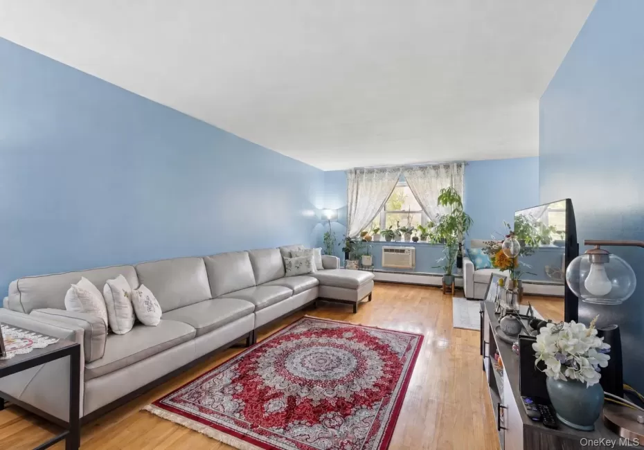 99-10 60th Avenue, New York, NY, 1 Bedroom Bedrooms, 5 Rooms Rooms,1 BathroomBathrooms,Residential,For Rent,60th,0,1035475 99-10 60th Avenue, New York, NY, 1 Bedroom Bedrooms, 5 Rooms Rooms,1 BathroomBathrooms,Residential,For Rent,60th,0,1035475
