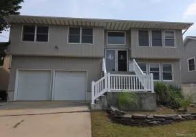 2871 Shore Road, Hempstead, NY, 6 Bedrooms Bedrooms, 11 Rooms Rooms,3 BathroomsBathrooms,Residential,For Rent,Shore,0,1038810 2871 Shore Road, Hempstead, NY, 6 Bedrooms Bedrooms, 11 Rooms Rooms,3 BathroomsBathrooms,Residential,For Rent,Shore,0,1038810