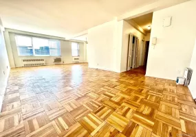 10 Lake Street, White Plains, NY, 1 Bedroom Bedrooms, 4 Rooms Rooms,1 BathroomBathrooms,Residential Lease,For Rent,Lake,0,1038748 10 Lake Street, White Plains, NY, 1 Bedroom Bedrooms, 4 Rooms Rooms,1 BathroomBathrooms,Residential Lease,For Rent,Lake,0,1038748