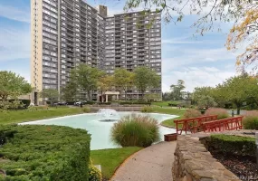 1 Bay Club Drive, New York, NY, 3 Rooms Rooms,1 BathroomBathrooms,Residential,For Rent,Bay Club,0,1038845 1 Bay Club Drive, New York, NY, 3 Rooms Rooms,1 BathroomBathrooms,Residential,For Rent,Bay Club,0,1038845