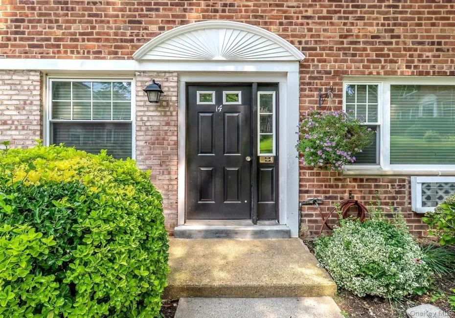 14U Madison Park Gardens, North Hempstead, NY, 1 Bedroom Bedrooms, 3 Rooms Rooms,1 BathroomBathrooms,Residential,For Rent,Madison Park Gardens,0,1038645 14U Madison Park Gardens, North Hempstead, NY, 1 Bedroom Bedrooms, 3 Rooms Rooms,1 BathroomBathrooms,Residential,For Rent,Madison Park Gardens,0,1038645