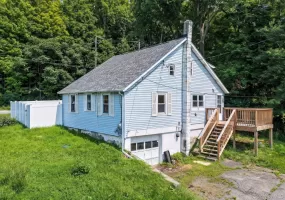 14 Airport Road, Middletown, NY, 2 Bedrooms Bedrooms, 6 Rooms Rooms,1 BathroomBathrooms,Residential,For Rent,Airport,0,1038590 14 Airport Road, Middletown, NY, 2 Bedrooms Bedrooms, 6 Rooms Rooms,1 BathroomBathrooms,Residential,For Rent,Airport,0,1038590