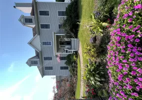 2 Box Tree, Southampton, NY, 4 Bedrooms Bedrooms, 14 Rooms Rooms,3 BathroomsBathrooms,Residential,For Rent,Box Tree,0,1038939 2 Box Tree, Southampton, NY, 4 Bedrooms Bedrooms, 14 Rooms Rooms,3 BathroomsBathrooms,Residential,For Rent,Box Tree,0,1038939