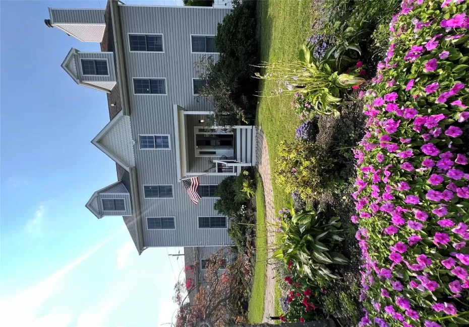 2 Box Tree, Southampton, NY, 4 Bedrooms Bedrooms, 14 Rooms Rooms,3 BathroomsBathrooms,Residential,For Rent,Box Tree,0,1038939 2 Box Tree, Southampton, NY, 4 Bedrooms Bedrooms, 14 Rooms Rooms,3 BathroomsBathrooms,Residential,For Rent,Box Tree,0,1038939