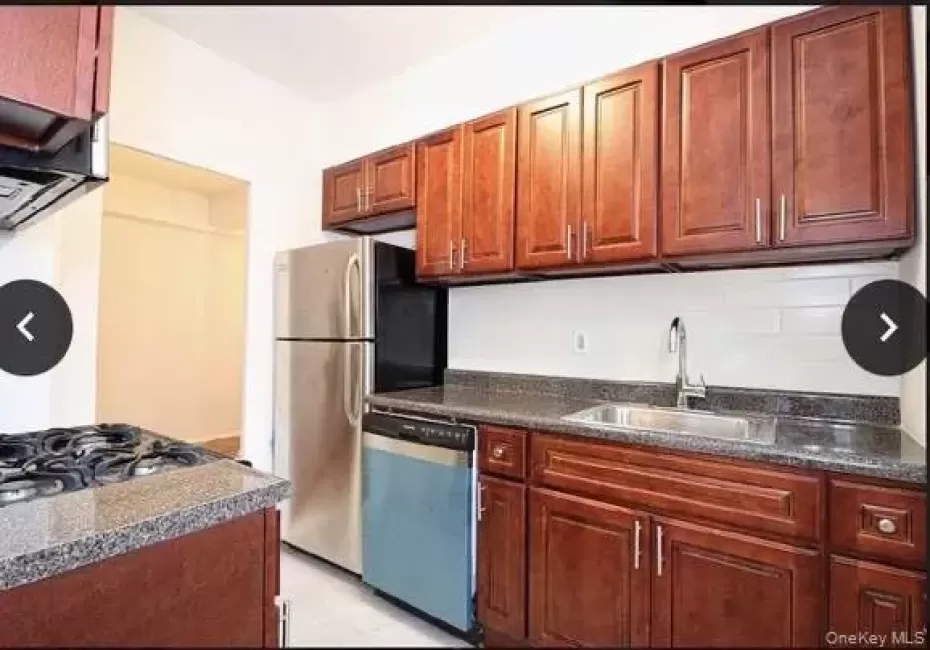 1515 Metropolitan Avenue, New York, NY, 2 Bedrooms Bedrooms, 3 Rooms Rooms,1 BathroomBathrooms,Residential,For Rent,Metropolitan,0,1039056 1515 Metropolitan Avenue, New York, NY, 2 Bedrooms Bedrooms, 3 Rooms Rooms,1 BathroomBathrooms,Residential,For Rent,Metropolitan,0,1039056