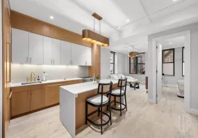 24 West 30th Street, New York, NY, 1 Bedroom Bedrooms, 4 Rooms Rooms,1 BathroomBathrooms,Residential,For Rent,30th Street,0,1038944 24 West 30th Street, New York, NY, 1 Bedroom Bedrooms, 4 Rooms Rooms,1 BathroomBathrooms,Residential,For Rent,30th Street,0,1038944