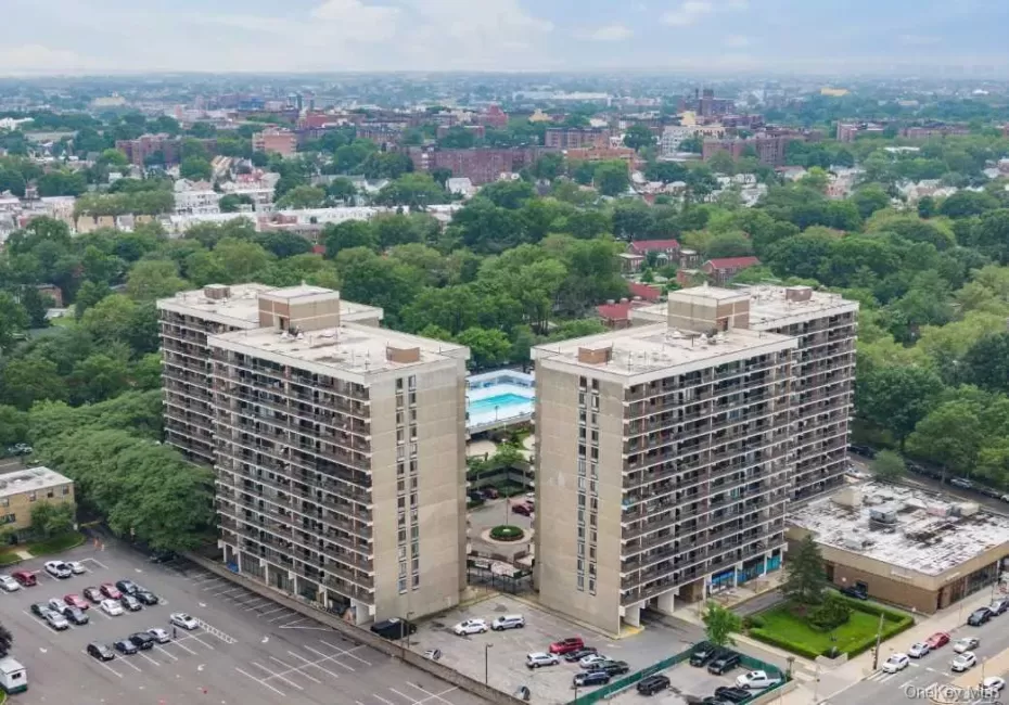 150-38 Union Turnpike, New York, NY, 1 Bedroom Bedrooms, 5 Rooms Rooms,1 BathroomBathrooms,Residential,For Rent,Union,0,1039069 150-38 Union Turnpike, New York, NY, 1 Bedroom Bedrooms, 5 Rooms Rooms,1 BathroomBathrooms,Residential,For Rent,Union,0,1039069