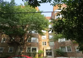 3810 Greystone Avenue, New York, NY, 2 Bedrooms Bedrooms, 5 Rooms Rooms,1 BathroomBathrooms,Residential,For Rent,Greystone,0,1033858 3810 Greystone Avenue, New York, NY, 2 Bedrooms Bedrooms, 5 Rooms Rooms,1 BathroomBathrooms,Residential,For Rent,Greystone,0,1033858