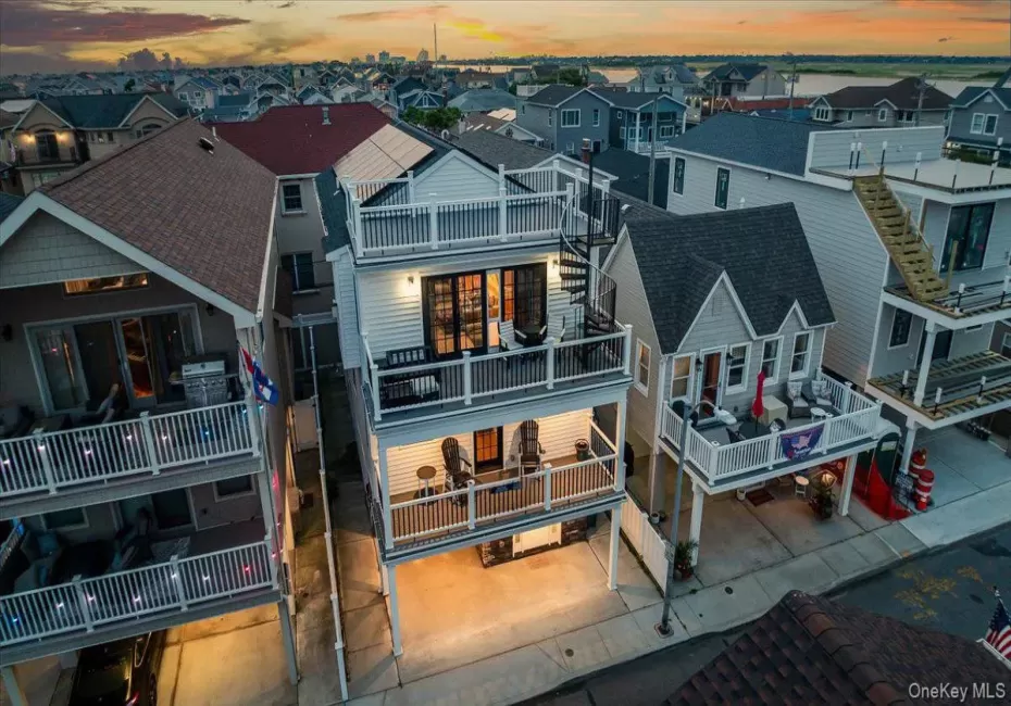 97 Wisconsin Street, Long Beach, NY, 3 Bedrooms Bedrooms, 9 Rooms Rooms,2 BathroomsBathrooms,Residential,For Rent,Wisconsin,0,1038966 97 Wisconsin Street, Long Beach, NY, 3 Bedrooms Bedrooms, 9 Rooms Rooms,2 BathroomsBathrooms,Residential,For Rent,Wisconsin,0,1038966