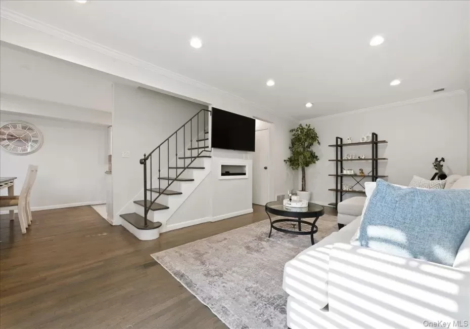 47 Alhambra Drive, Hempstead, NY, 2 Bedrooms Bedrooms, 5 Rooms Rooms,1 BathroomBathrooms,Residential,For Rent,Alhambra,0,1039086 47 Alhambra Drive, Hempstead, NY, 2 Bedrooms Bedrooms, 5 Rooms Rooms,1 BathroomBathrooms,Residential,For Rent,Alhambra,0,1039086