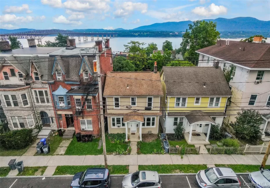 492 Liberty Street, Newburgh (city), NY, 4 Bedrooms Bedrooms, 7 Rooms Rooms,1 BathroomBathrooms,Residential Lease,For Rent,Liberty,0,1038747 492 Liberty Street, Newburgh (city), NY, 4 Bedrooms Bedrooms, 7 Rooms Rooms,1 BathroomBathrooms,Residential Lease,For Rent,Liberty,0,1038747