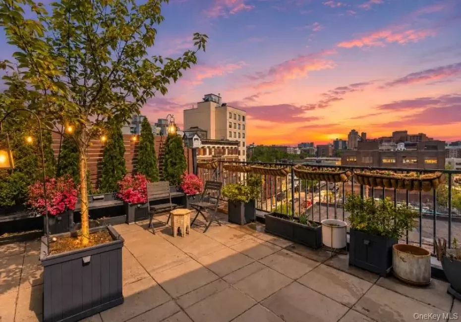 225 138 Street, New York, NY, 2 Bedrooms Bedrooms, 6 Rooms Rooms,2 BathroomsBathrooms,Residential Lease,For Rent,138,0,1039101 225 138 Street, New York, NY, 2 Bedrooms Bedrooms, 6 Rooms Rooms,2 BathroomsBathrooms,Residential Lease,For Rent,138,0,1039101